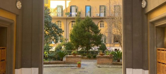 3 bedrooms Apartment in Rome, Italy No. 321560 8