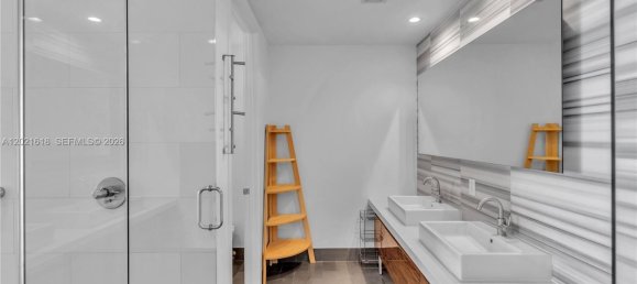 2 Schlafzimmer Gewerbliche Immobilien in Miami, USA, Nr. 614991 24