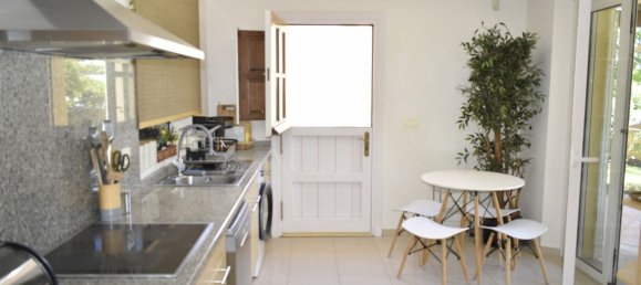 3 غرف نوم منزل في Cadiz, Spain رقم 133604 23