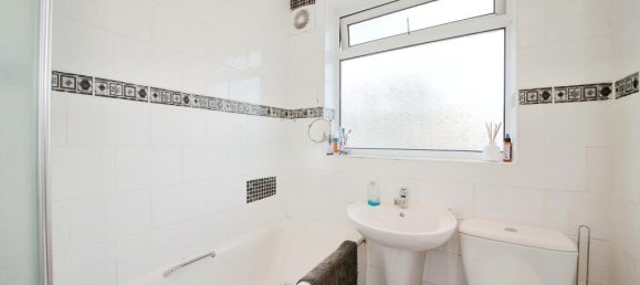 3 bedrooms House in London, United Kingdom No. 11479 13