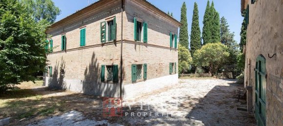 10 rooms Villa in Serrapetrona, Italy No. 83084 30