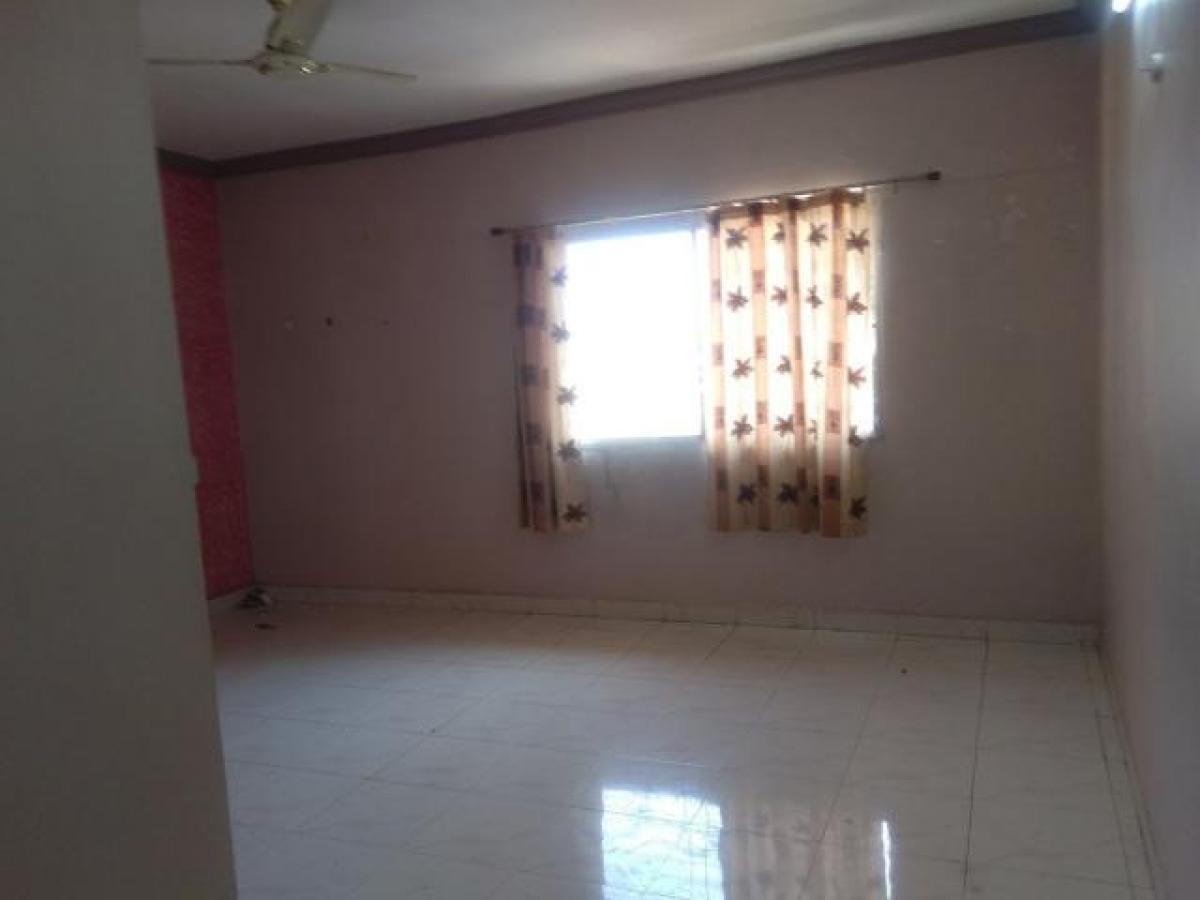 2 bedrooms House in Pune, India No. 12626