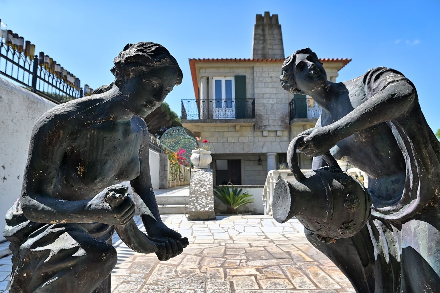 9 bedrooms House in Cascais, Portugal No. 109998