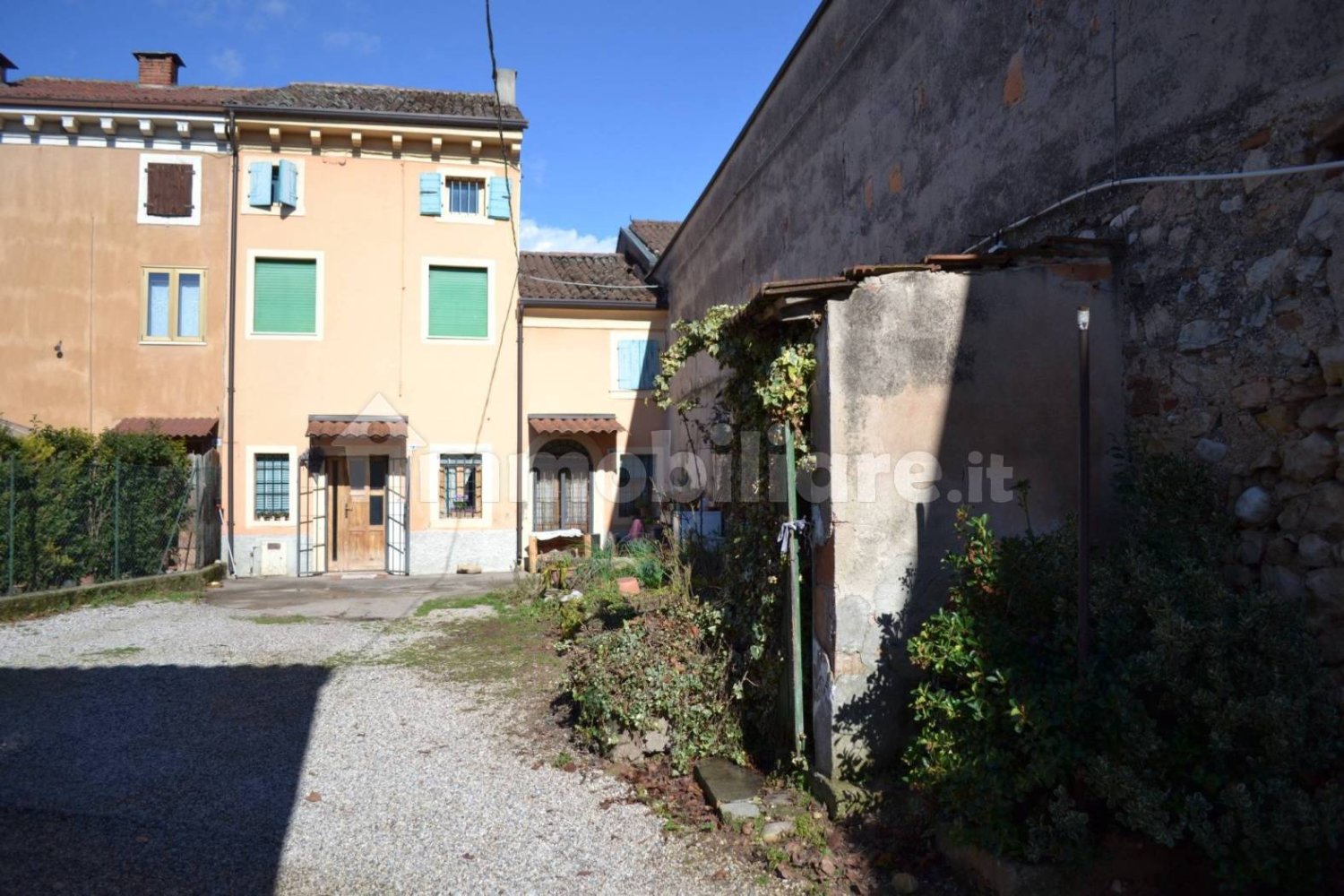 4 chambres Maison à Colognola ai Colli, Italy No. 189071