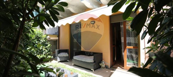 3 rooms Apartment in Seriate, Italy No. 303801 11