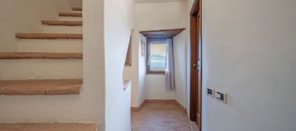 5 rooms House in Marsciano, Italy No. 102149 13
