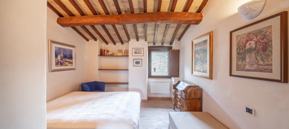 5 rooms House in Marsciano, Italy No. 102149 16