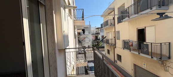 Apartamento de 2 dormitorios en Polignano a Mare, Italy No. 356681 9