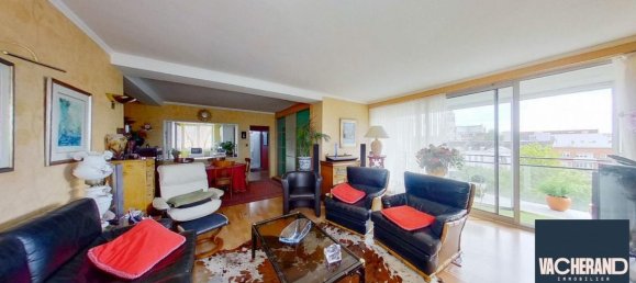 2 bedrooms Apartment in Valenciennes, France No. 88050 4