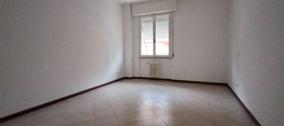 Квартира с 3 спальнями в Пезаро, Италия № 329949 3