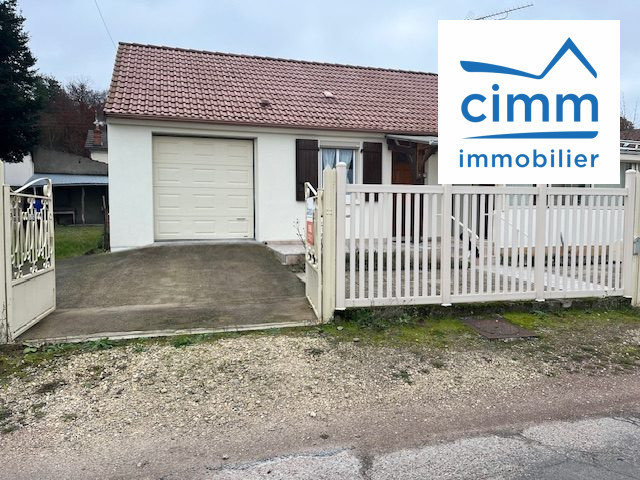 Casa de 2 dormitorios en Cepoy, France No. 245943