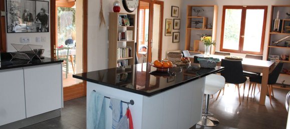 5 bedrooms House in Les Essarts-le-Roi, France No. 331615 5