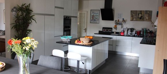 5 bedrooms House in Les Essarts-le-Roi, France No. 331615 4