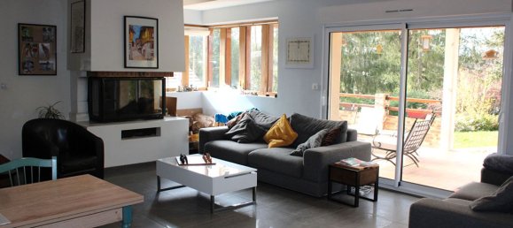 5 bedrooms House in Les Essarts-le-Roi, France No. 331615 6