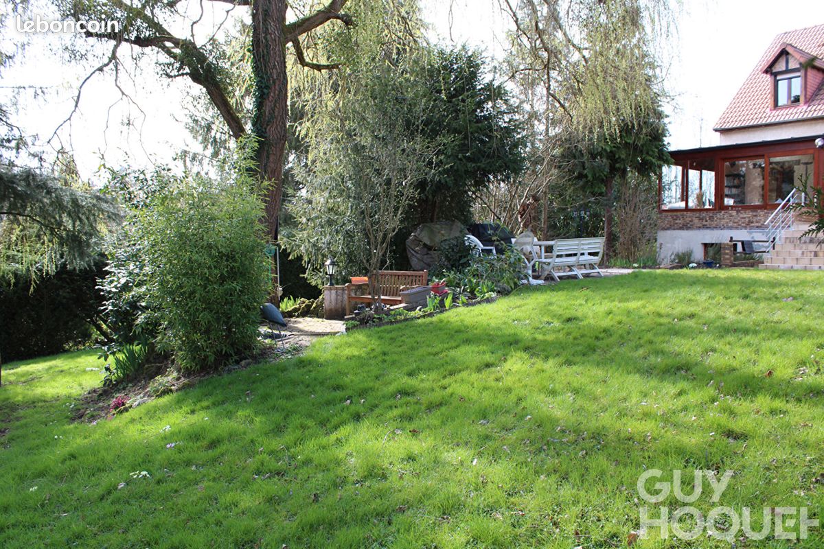 5 bedrooms House in Les Essarts-le-Roi, France No. 331615