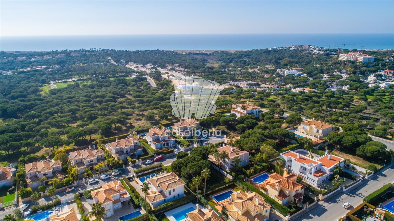 Terrain à Almancil, Portugal No. 65471