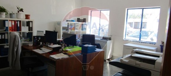 160m² Warehouse in Palmela, Portugal No. 67870 13