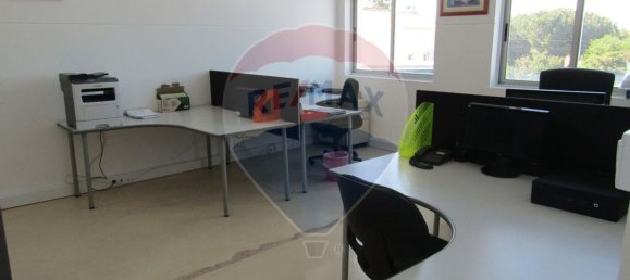 160m² Warehouse in Palmela, Portugal No. 67870 25