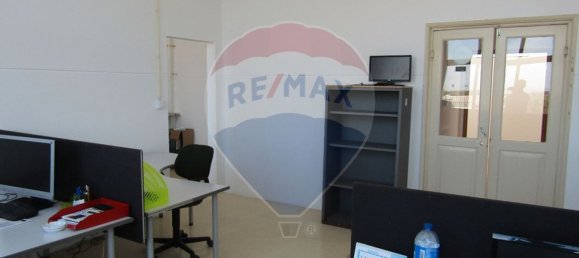 160m² Warehouse in Palmela, Portugal No. 67870 26