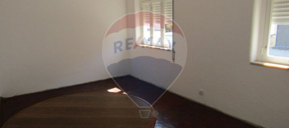 160m² Warehouse in Palmela, Portugal No. 67870 39