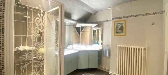 4 Schlafzimmer Haus in Vierzon, France, Nr. 91116 20