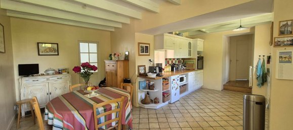 5 bedrooms House in Mayenne, France No. 360517 14