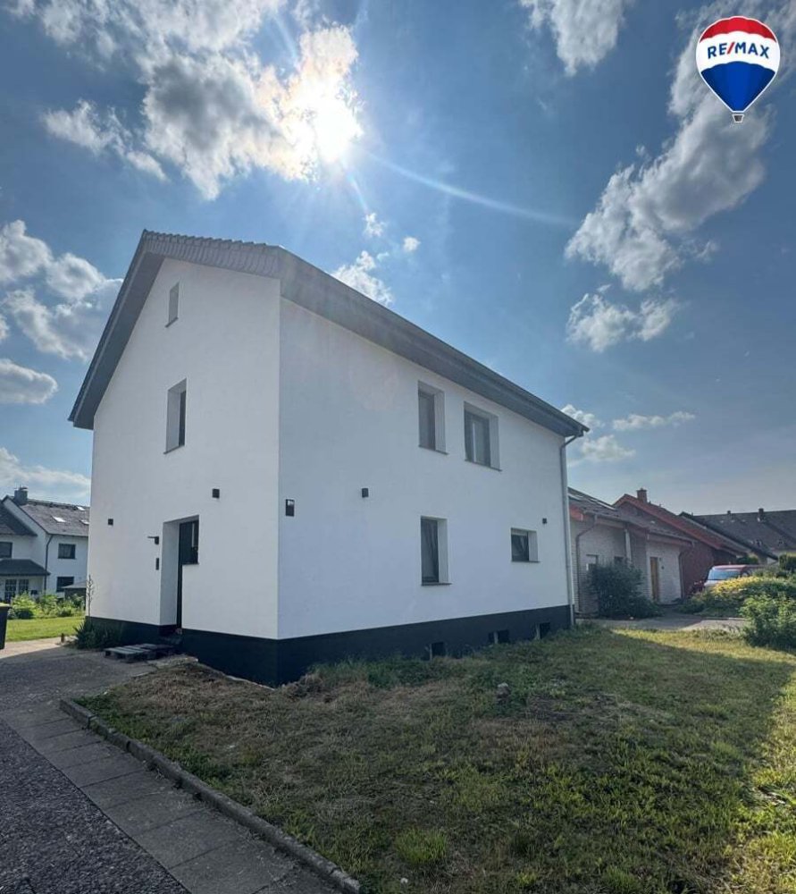 Casa de 5 habitaciónes en Bielefeld, Germany No. 366298