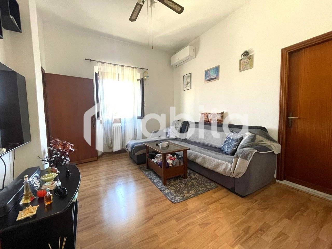 2 bedrooms Apartment in Bucine, Italy No. 376040