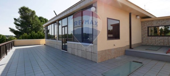 8-salle Villa à Martina Franca, Italy No. 34617 7