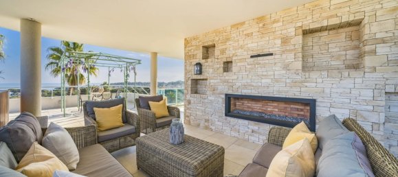 3 bedrooms Apartment in Antibes, France No. 1757 2