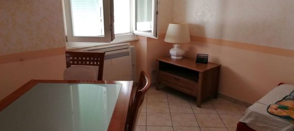 3 bedrooms Apartment in Rome, Italy No. 337137 10