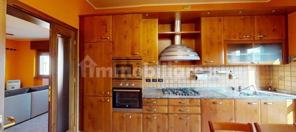 Квартира с 2 спальнями в Колоньо аль Серио, Италия № 287370 12