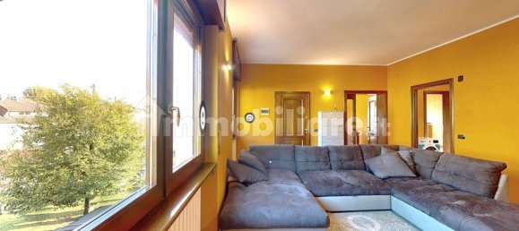 Квартира с 2 спальнями в Колоньо аль Серио, Италия № 287370 4