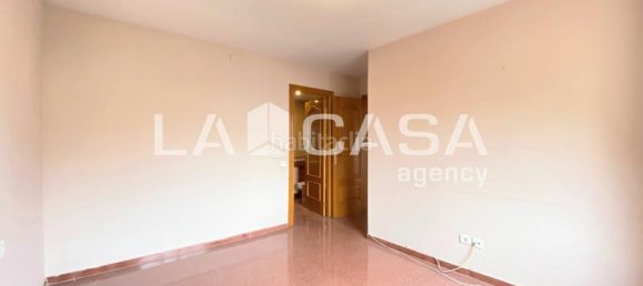 3 bedrooms Apartment in Badalona, Spain No. 169682 15