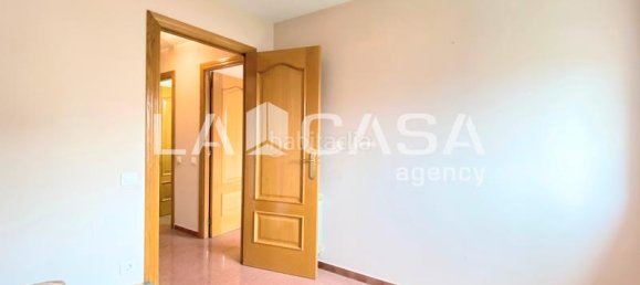 3 bedrooms Apartment in Badalona, Spain No. 169682 16