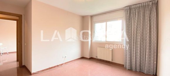 3 bedrooms Apartment in Badalona, Spain No. 169682 8