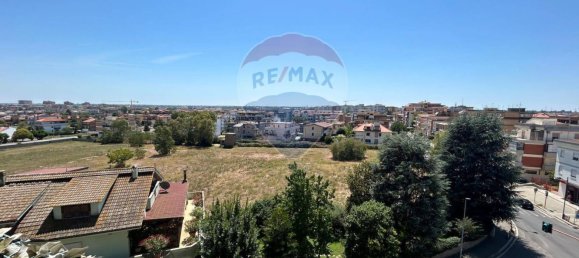 Квартира с 3 комнатами в Априлия, Италия № 83451 33