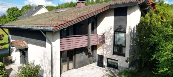 7 rooms Townhouse in Hof, Germany No. 220487 3