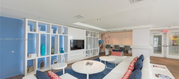 2 dormitorios propiedad comercial en venta en Miami, Miami-Dade, Florida, USA № 615359 17