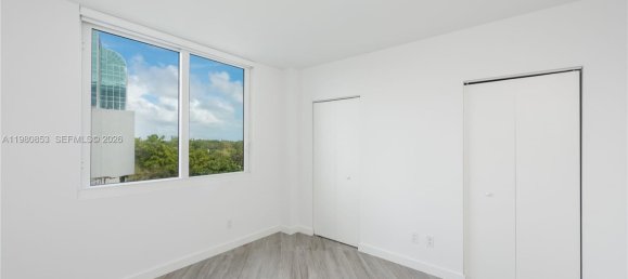 2 dormitorios propiedad comercial en venta en Miami, Miami-Dade, Florida, USA № 615359 2