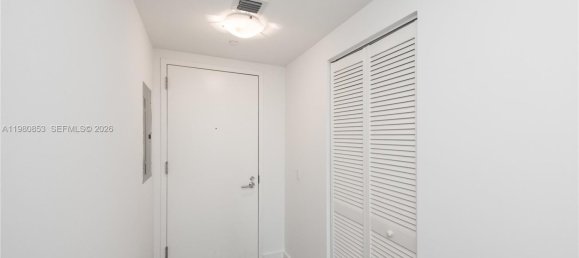 2 dormitorios propiedad comercial en venta en Miami, Miami-Dade, Florida, USA № 615359 23