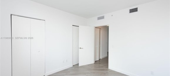 2 dormitorios propiedad comercial en venta en Miami, Miami-Dade, Florida, USA № 615359 6