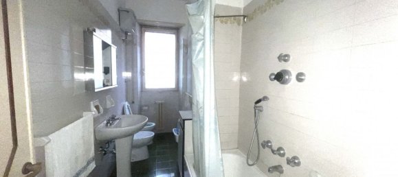 6 rooms Apartment in Rome, Italy No. 191933 22