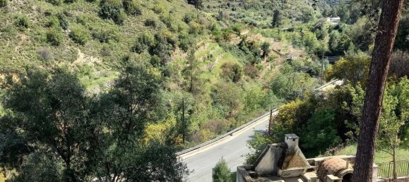 3 bedrooms Villa in Moniatis, Cyprus No. 1513 8