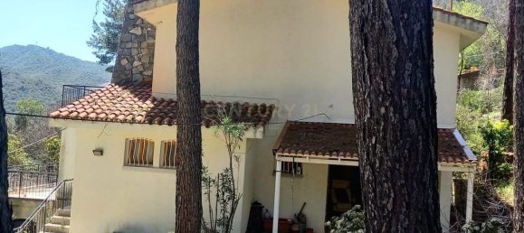 3 bedrooms Villa in Moniatis, Cyprus No. 1513 3