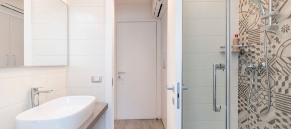 6 rooms Apartment in Venice, Italy No. 56730 46