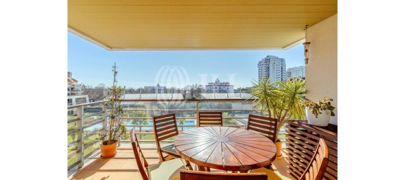 4 Schlafzimmer Wohnung in Cascais, Portugal, Nr. 116873 4