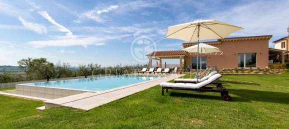 Villa de 7 dormitorios en Foiano della Chiana, Italy No. 105639 9