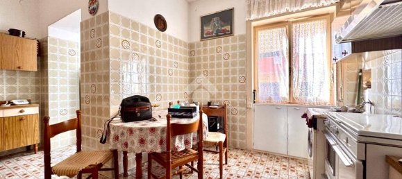 2 bedrooms Apartment in Bari, Italy No. 262824 18