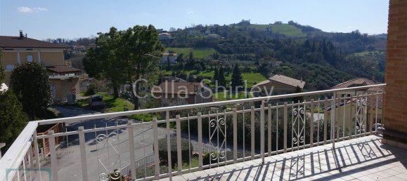 8 rooms House in Montottone, Italy No. 66099 37